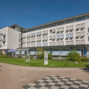 Vienna House Easy By Wyndham Отель