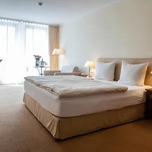 4* Hotell Altstadthotel Messerschmitt
