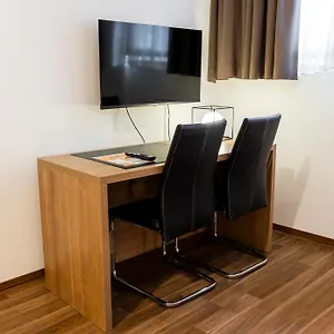 3* Hotell Orange Und